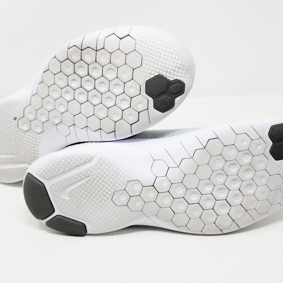 Nike Women's Flex Experience RN White/Grey Sz 9.5 - Picture 6 of 6